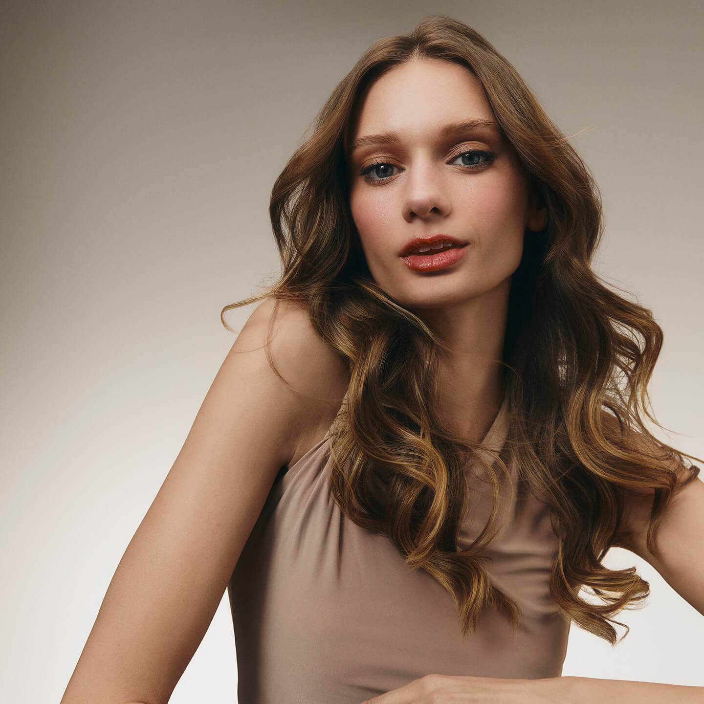 Bio Ionic | Long Barrel Hair Curler