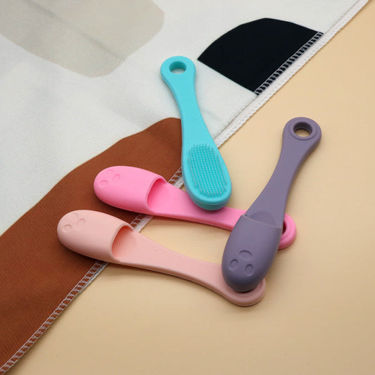 LumiScrub™ | Silicone Face Cleaner & Blackhead Remover