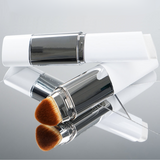 Stick Foundation that Adapts to Skin Tone